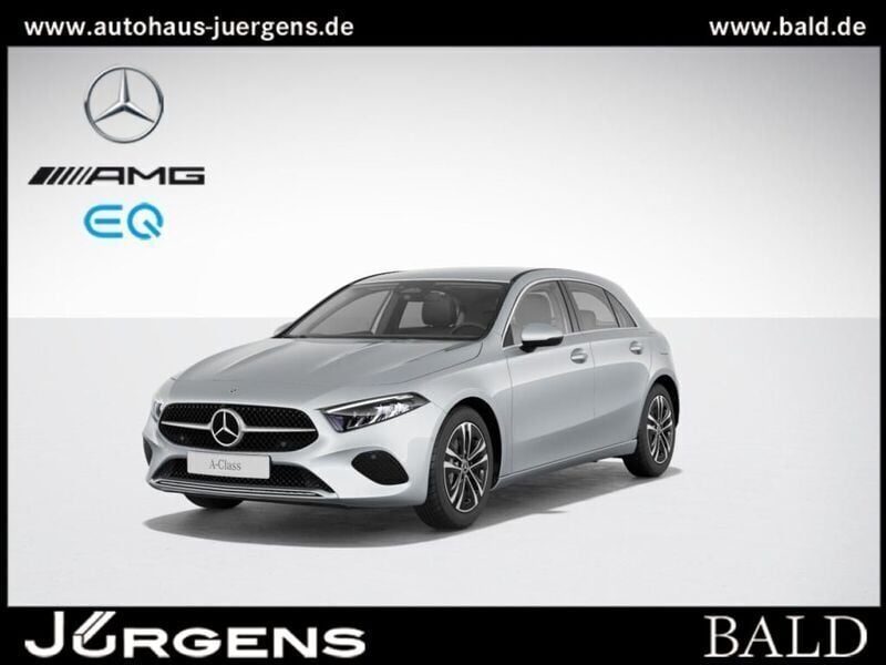 Gebraucht Mercedes A200 Advanced 163 PS (119 kW) 2023 Iridiumsilber metallic Limousine