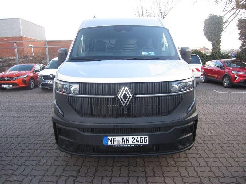 Second-hand Renault Master 131 CP (96 kW) 2025 Gri Monovolum