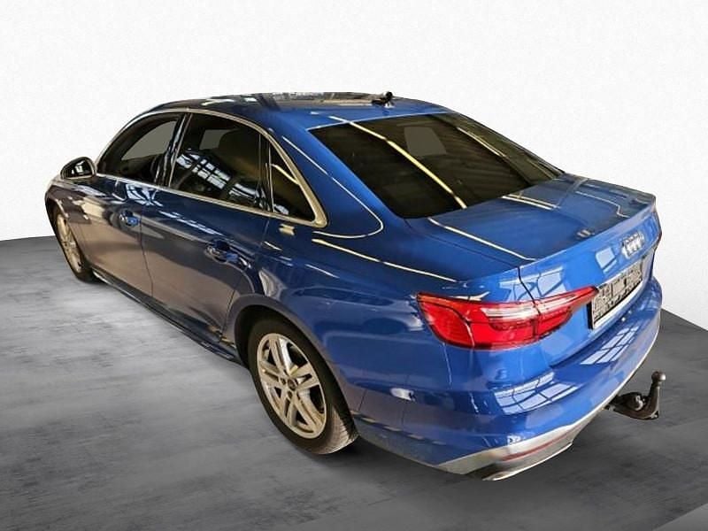 Gebraucht Audi A4 S-Line 136 PS (100 kW) 2022 Blau Limousine