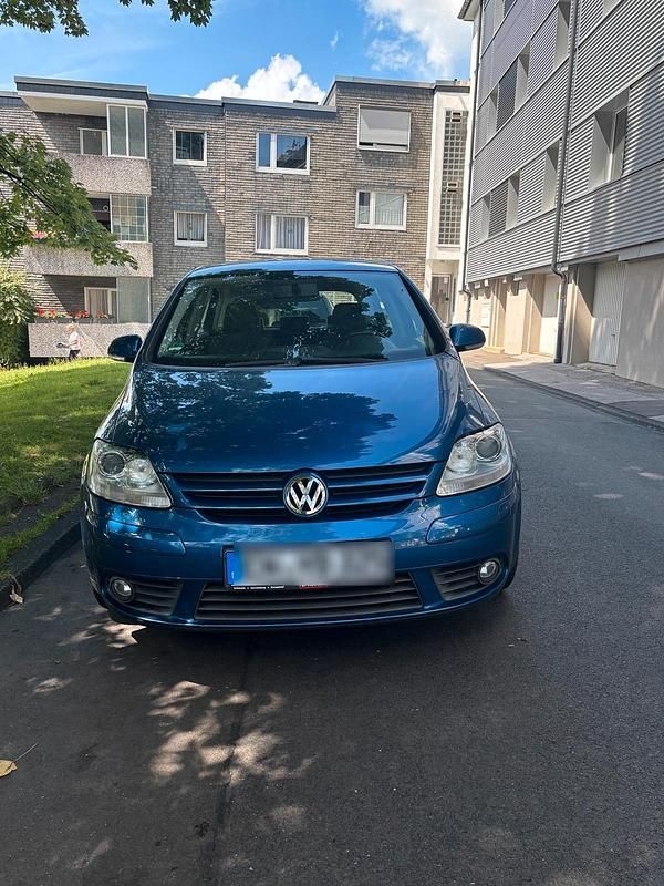 Blau Gebraucht 2007 VW Golf Plus Cross Van / Kleinbus | 4.498 € (Fairer Preis) - Bild 1/4