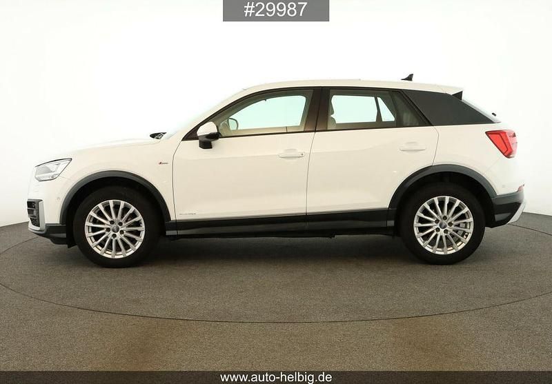 Gebraucht Audi Q2 S-Line 150 PS (110 kW) 2020 Weiß SUV