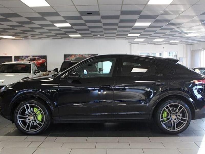 Gebraucht Porsche Cayenne 136 PS (100 kW) 2019 Schwarz SUV