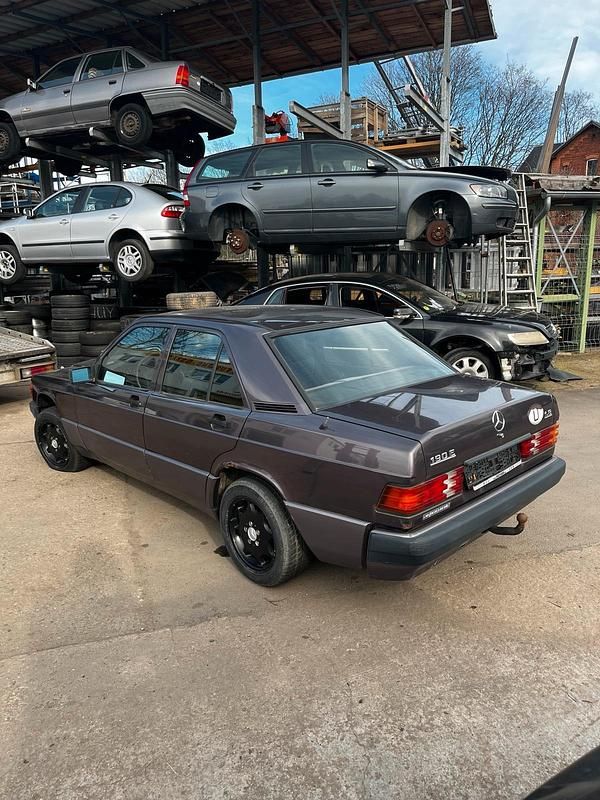 Gebraucht Mercedes 190 109 PS (80 kW) 1992 Limousine