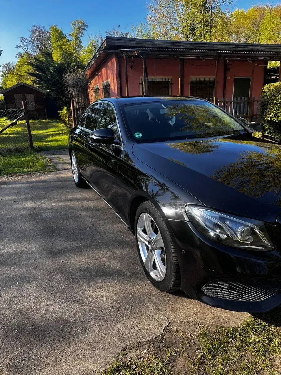 Brugt Mercedes E220 194 HK (142 kW) 2016 Sort Sedan