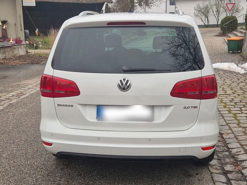 Gebraucht VW Sharan Life 200 PS (147 kW) 2013 Weiß Van / Kleinbus