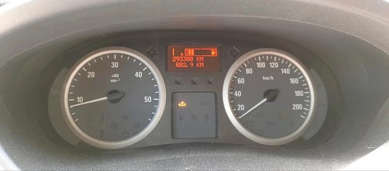 Gebraucht Opel Vivaro 145 PS (106 kW) 2010 Schwarz Van / Kleinbus