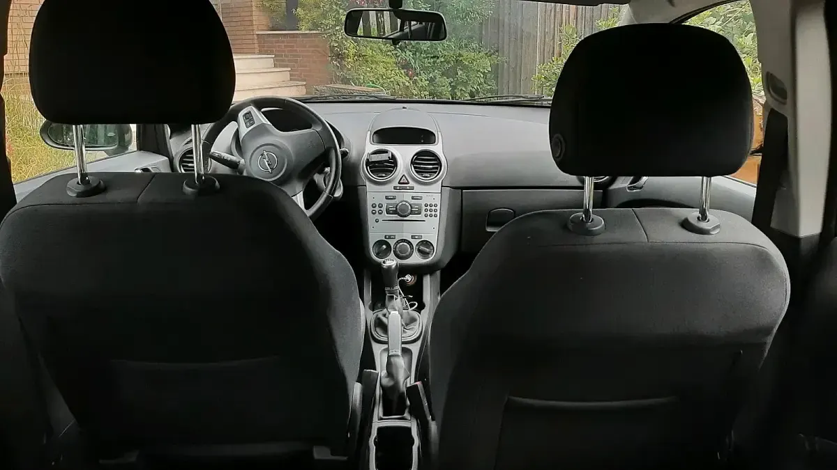 Gebraucht Opel Corsa 86 PS (63 kW) 2013 Grau Kleinwagen
