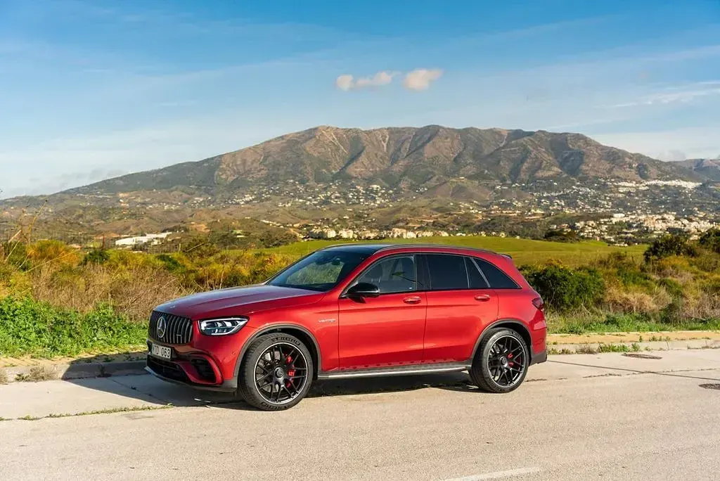 Gebraucht Mercedes GLC63 AMG AMG 510 PS (375 kW) 2022 Rot SUV