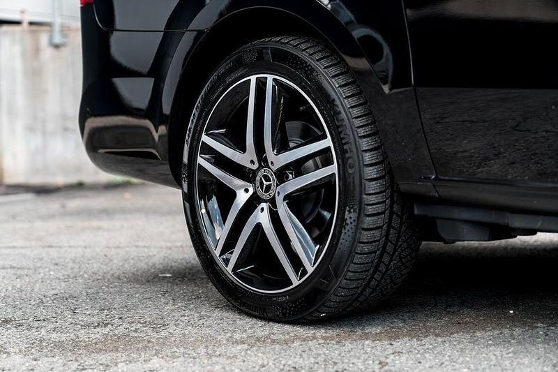 Gebraucht Mercedes V300 Marco Polo 239 PS (175 kW) 2019 Schwarz Van / Kleinbus