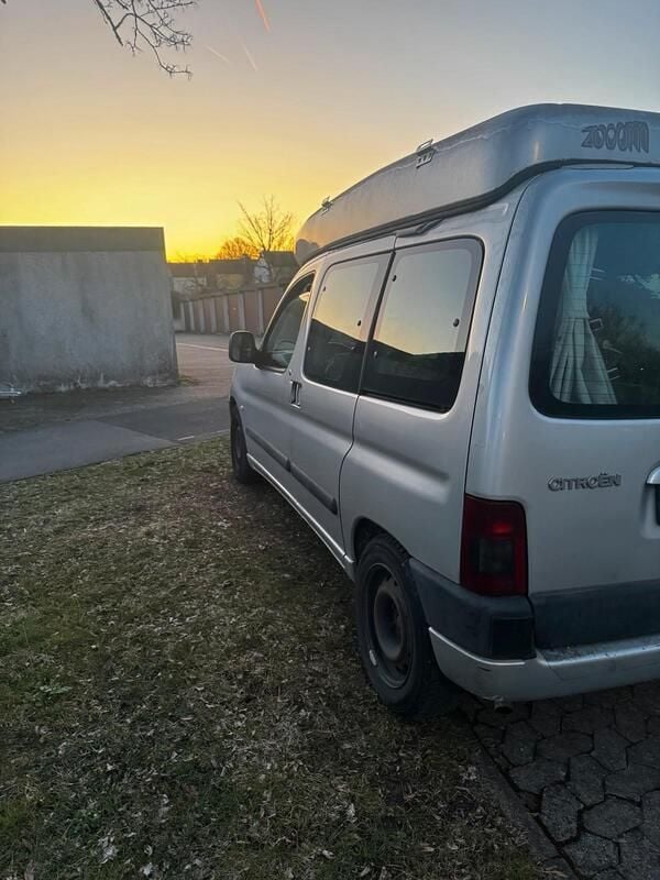 Grau Gebraucht 2003 Citroën Berlingo Van / Kleinbus | 2.800 € - Bild 1/4