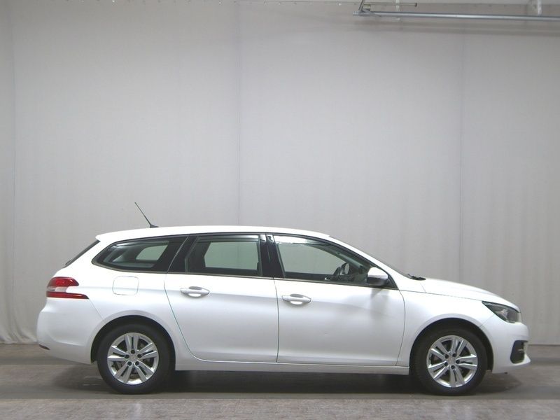 Weiss Gebraucht 2019 Peugeot 308 Active Kombi | 7.380 € (Superpreis) - Bild 1/4