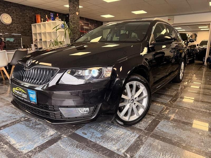 Schwarz Gebraucht 2015 Skoda Octavia Elegance Kombi | 6.950 € (Guter Preis) - Bild 1/4