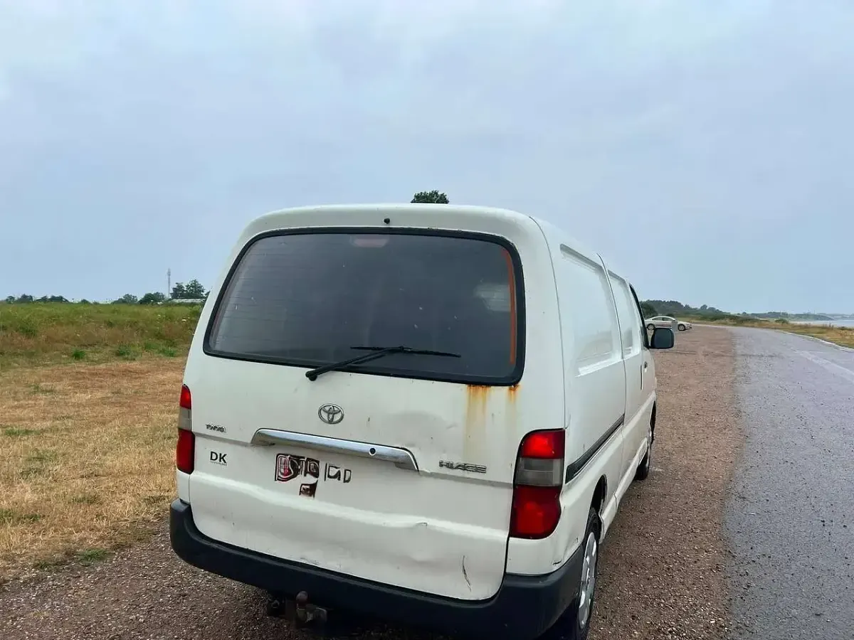 Gebraucht Toyota HiAce 117 PS (86 kW) 2011 Other Van