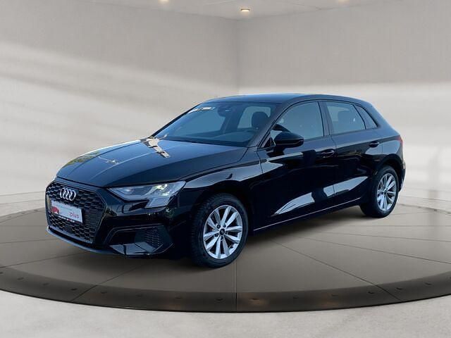 Gebraucht Audi A3 116 PS (85 kW) 2022 Schwarz Limousine