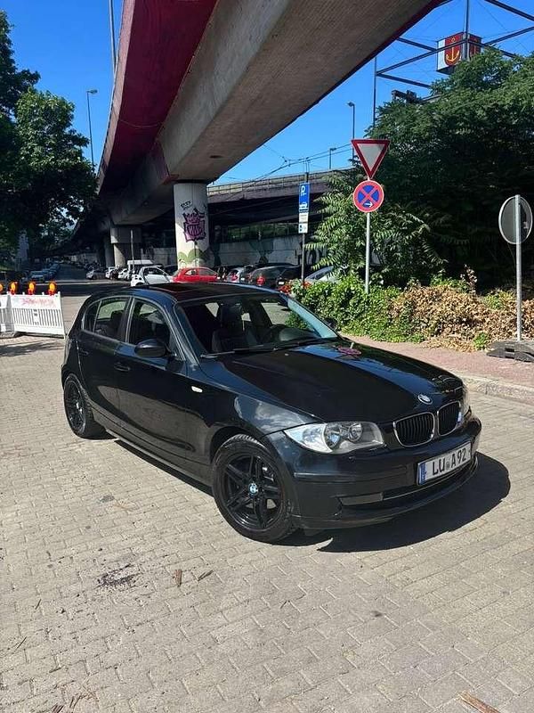 Schwarz Gebraucht 2008 BMW 120 Kleinwagen | 4.000 € (Fairer Preis) - Bild 1/4
