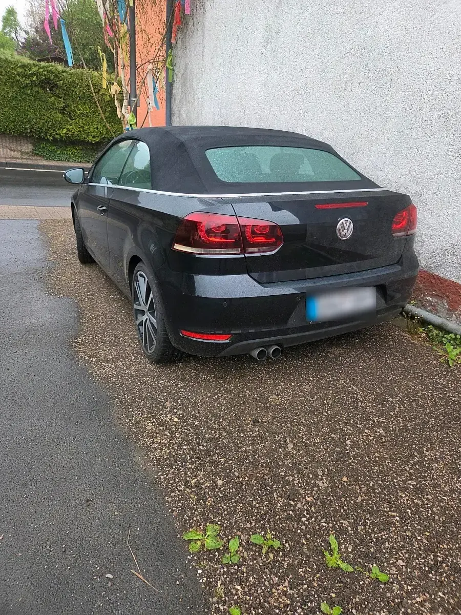 Gebraucht VW Golf Cabriolet 160 PS (117 kW) 2012 Schwarz Cabrio