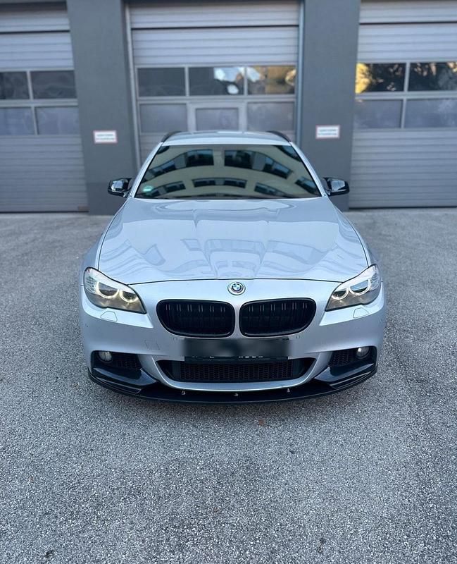 Gebraucht BMW 530 M Sport 258 PS (189 kW) 2011 Silber Kombi