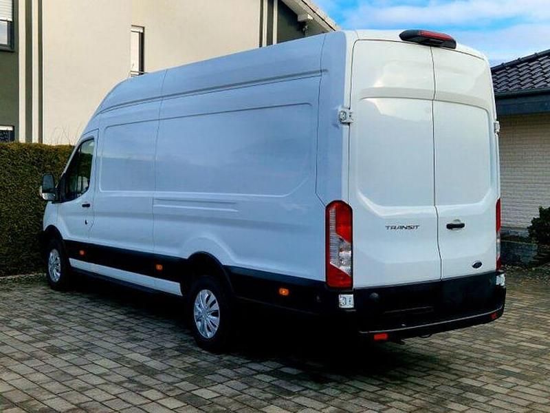 Gebraucht Ford Transit 131 PS (96 kW) 2023 Weiß Limousine