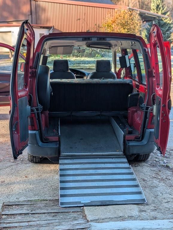 Rot Gebraucht 1998 Peugeot Partner Van / Kleinbus | 1.999 € (Fairer Preis) - Bild 1/4