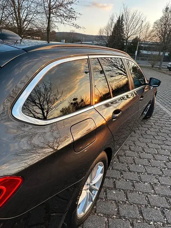Gebraucht BMW 520 190 PS (139 kW) 2019 Braun Kombi