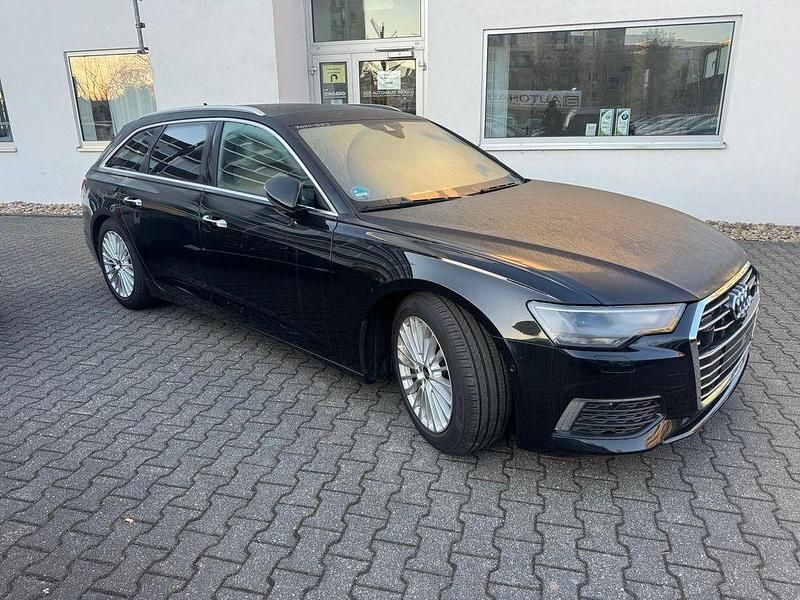 Gebraucht Audi A6 Design 286 PS (210 kW) 2023 Mythosschwarz metallic Kombi