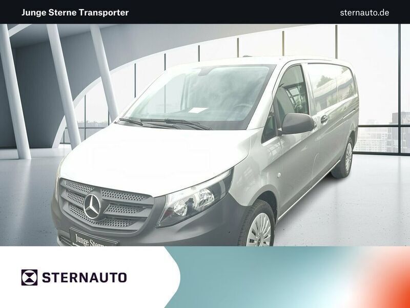 Silber Gebraucht 2019 Mercedes Vito Van / Kleinbus | 20.813 € (Guter Preis) - Bild 1/4
