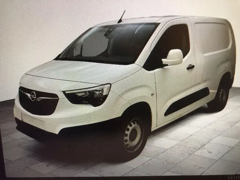 Gebraucht Opel Combo Edition 102 PS (75 kW) 2022 Weiß Van / Kleinbus