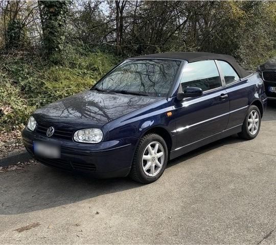 Blau Gebraucht 2001 VW Golf Cabriolet Cabrio | 2.750 € (Etwas zu teuer) - Bild 1/4