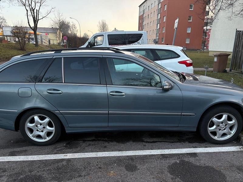 Gebraucht Mercedes C180 Elegance 143 PS (105 kW) 2004 Grau Kombi