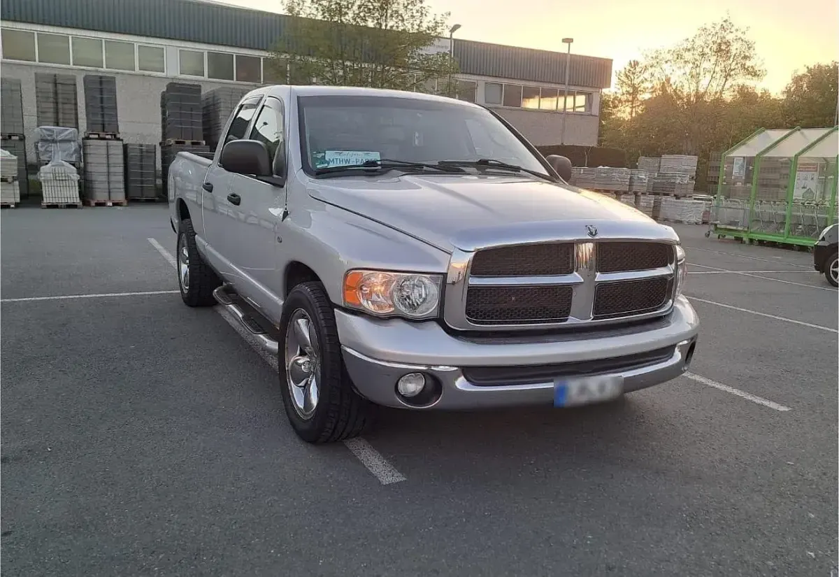 Second-hand Dodge Ram 239 CP (175 kW) 2002 Argintiu Pickup