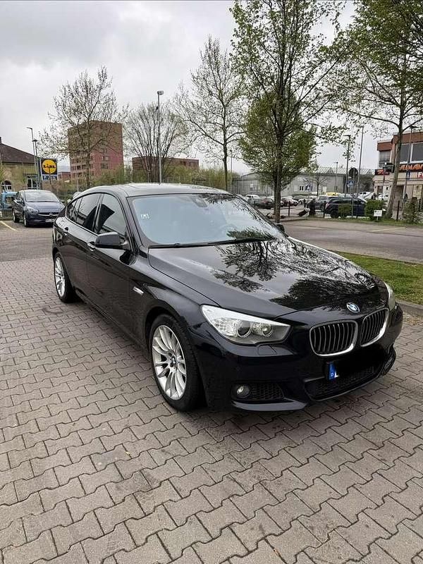Gebraucht BMW 535 Performance 313 PS (230 kW) 2013 Schwarz Kleinwagen