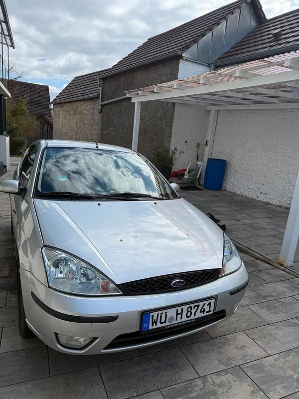 Gebraucht Ford Focus 80 PS (58 kW) 2004 Kleinwagen