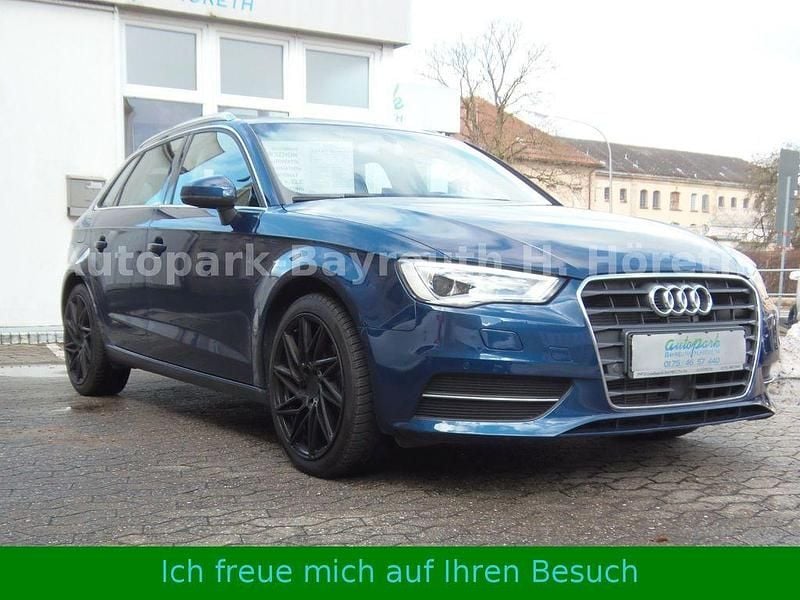 Gebraucht Audi A3 Ambiente 150 PS (110 kW) 2014 Blau