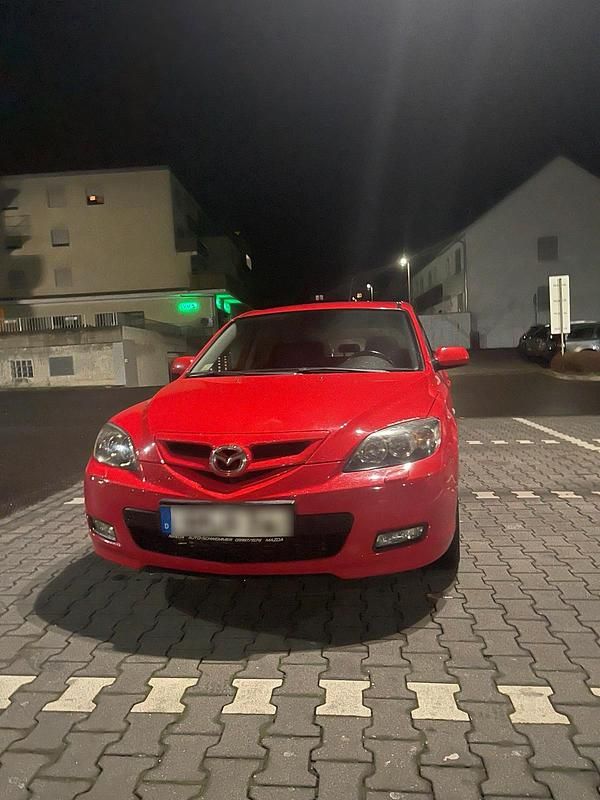 Rot Gebraucht 2008 Mazda 3 Limousine | 3.000 € (Fairer Preis) - Bild 1/4