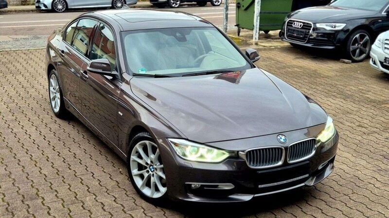 Havanna metallic Gebraucht 2012 BMW 335 Sport Line Limousine | 19.950 € (Guter Preis) - Bild 1/4