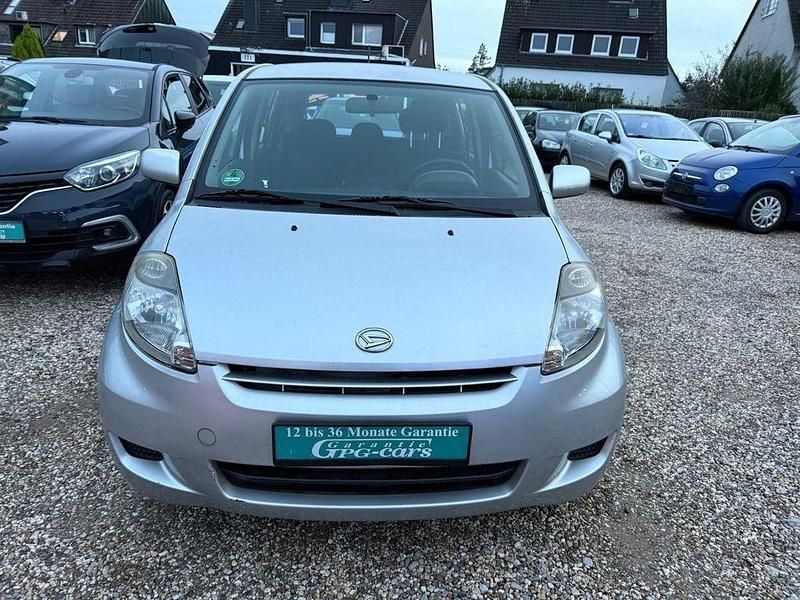 Silber Gebraucht 2008 Daihatsu Sirion Kleinwagen | 1.999 € (Guter Preis) - Bild 1/4