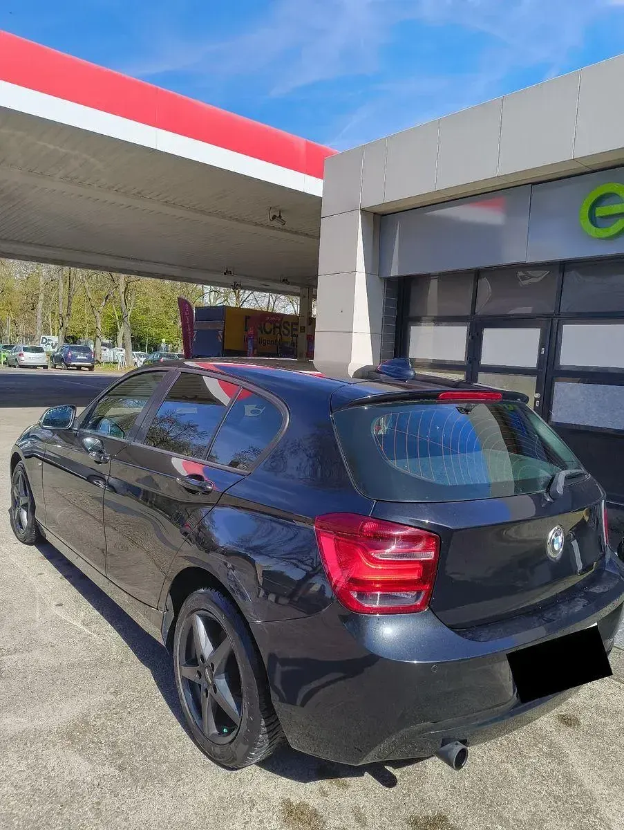 Gebraucht BMW 118 Sport Line 136 PS (100 kW) 2012 Schwarz Kleinwagen