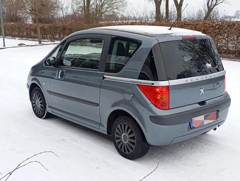 Gebraucht Peugeot 1007 73 PS (53 kW) 2005 Van / Kleinbus