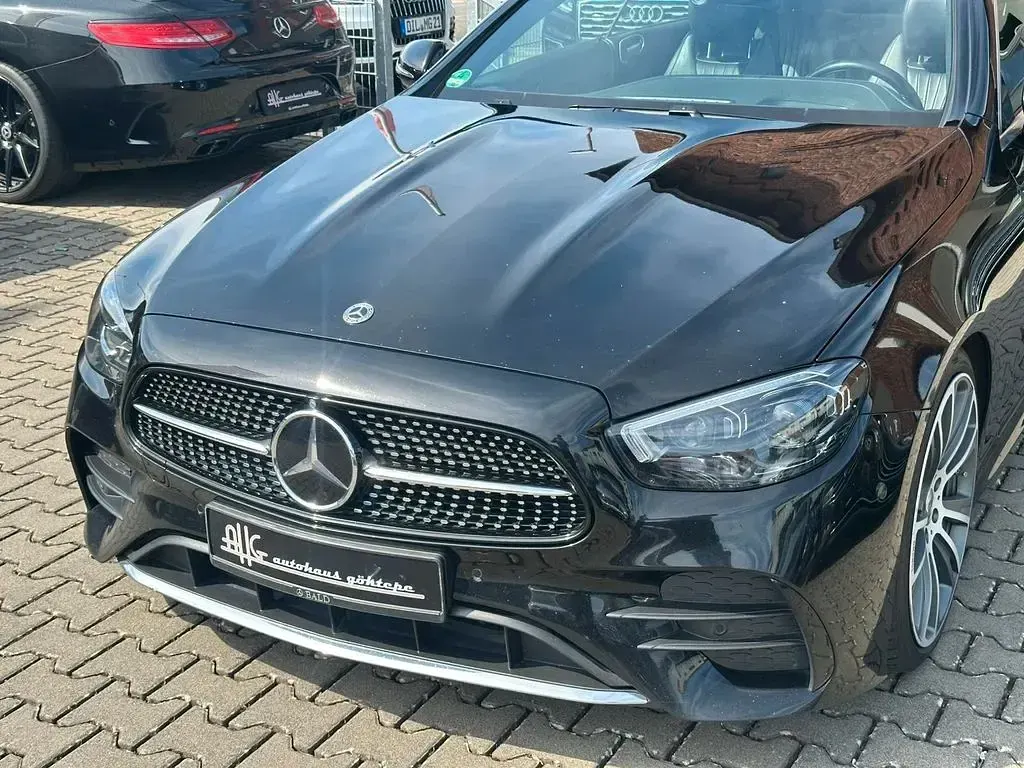 Gebraucht Mercedes E450 367 PS (269 kW) 2021 Schwarz Coupé