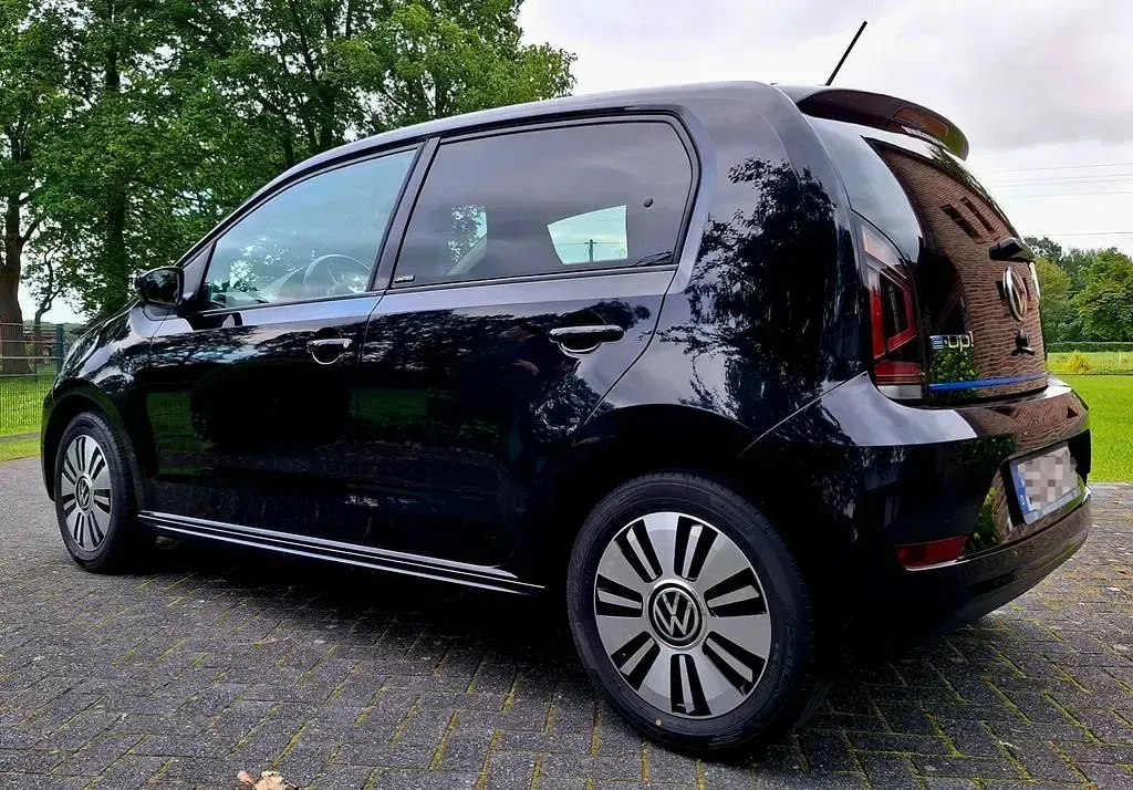 Gebraucht VW e-up! United 61 kW (83 PS) 2021 Schwarz Kleinwagen