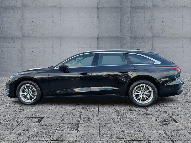 Gebraucht Audi A6 Design 204 PS (150 kW) 2025 Mythosschwarz metallic Kombi
