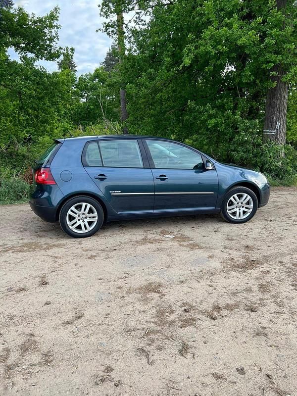 Gebraucht VW Golf VI 80 PS (58 kW) 2008 Blau Kleinwagen