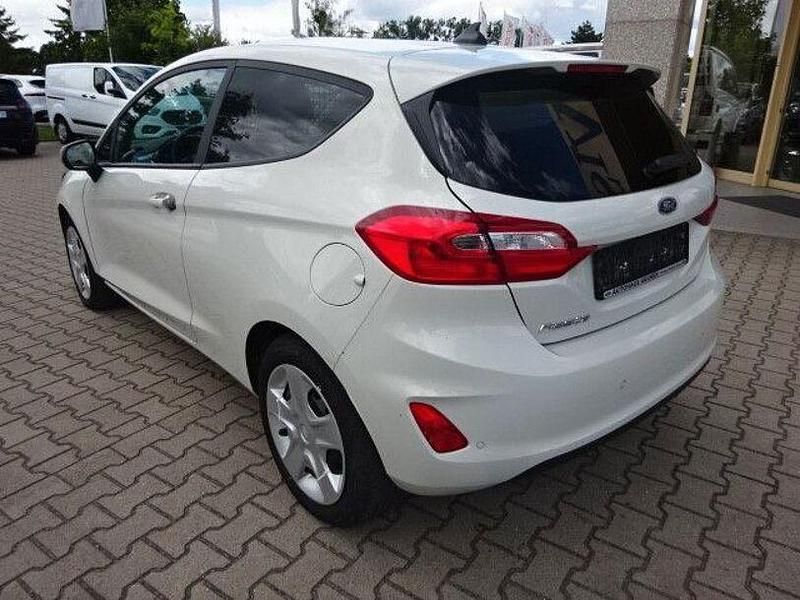 Gebraucht Ford Fiesta Titanium 75 PS (55 kW) 2020 Weiß Kleinwagen