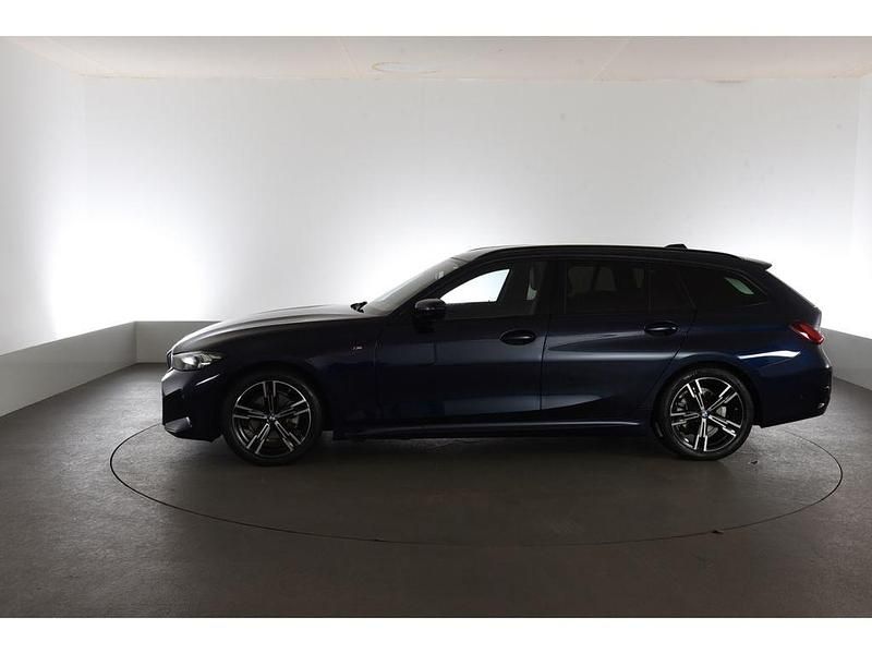 Gebraucht BMW 320 M Sport 190 PS (139 kW) 2024 Blau Kombi