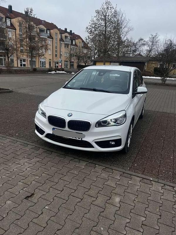 Gebraucht BMW 218 150 PS (110 kW) 2017 Weiß Kombi