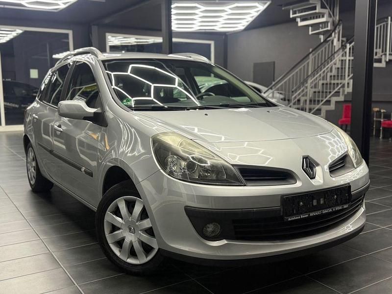Brugt Renault Clio II Dynamique 101 HK (74 kW) 2008 Sølv Sedan