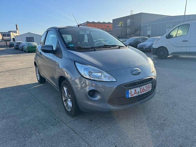 Gebraucht Ford Ka 69 PS (50 kW) 2014 Lagograu Kleinwagen