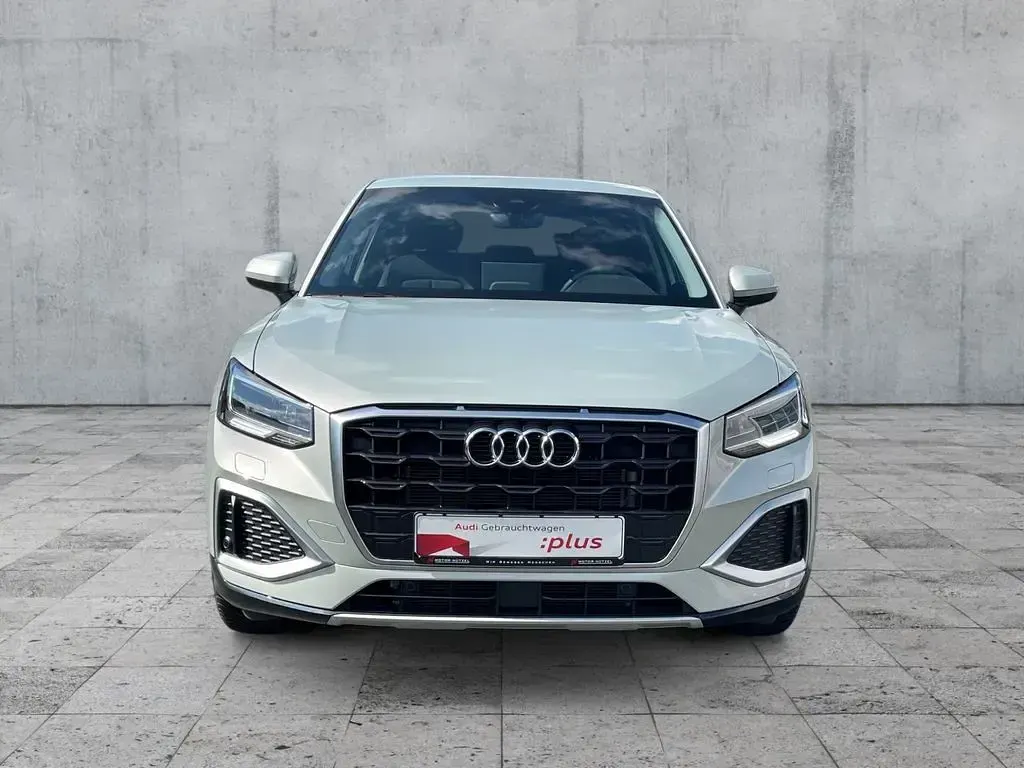 Gebraucht Audi Q2 Advanced 150 PS (110 kW) 2025 Tausilber metallic SUV