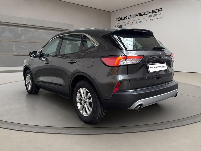 Gebraucht Ford Kuga Titanium 224 PS (164 kW) 2022 Grau SUV