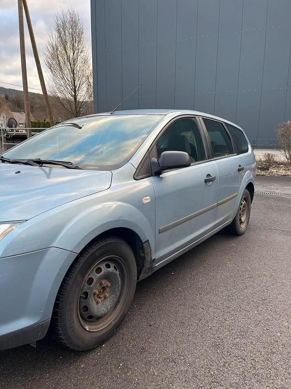 Gebraucht Ford Focus 101 PS (74 kW) 2005 Kombi